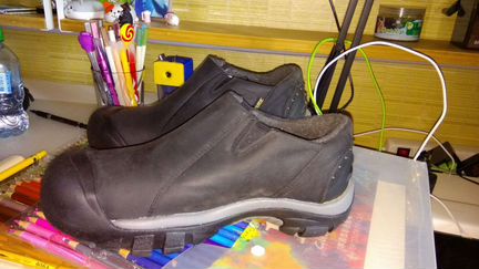Бужские ботинки keen 41/40