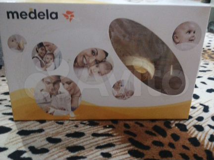 Молокоотсос medela ручной