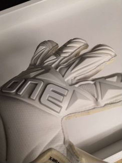 Вратарские перчатки (новые)