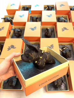 Брелок Louis vuitton