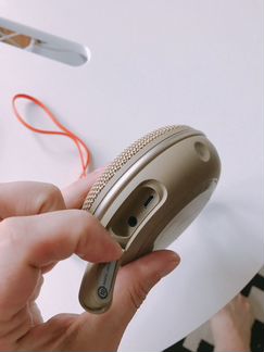 Колонка Jbl Clip 3 - песочный цвет