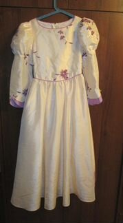 Нарядное платье на праздник на 6-8 лет