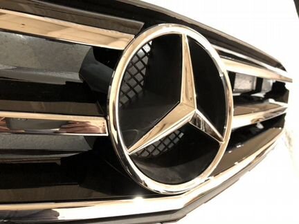 Решетка радиатора Мерседес 204 Авангард w204 амг