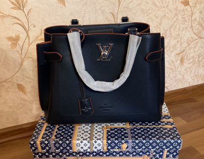 Сумка Louis Vuitton