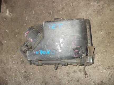 Корпус воздушного фильтра + расходомер Volvo XC70