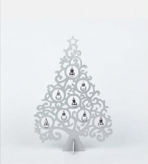 Ёлка резная