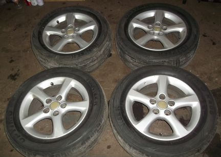 Диски литые r16 Nissan оригинал резина лысая