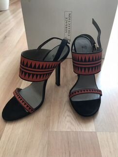 Босоножки Versace