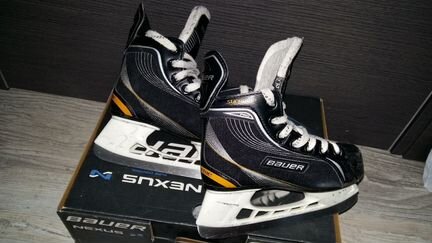 Детские хоккейные коньки Bauer