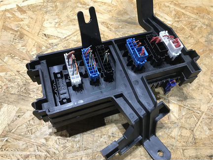 Блок предохранителей Mercedes-Benz R-Class W251