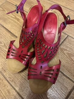 Босоножки на платформе