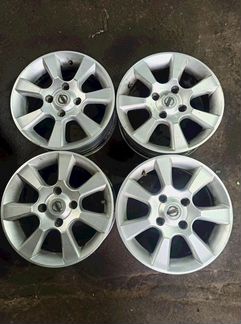 Диски бу литые R15 B на Nissan