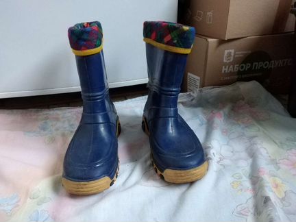 Детские резиновые сапоги, утеплённые 34-35р
