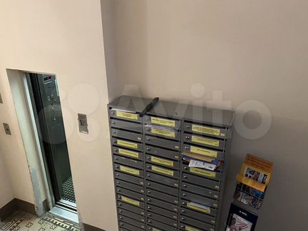 Маленький Офис 12,2 кв.м. на 2 этаже по адресу Рож