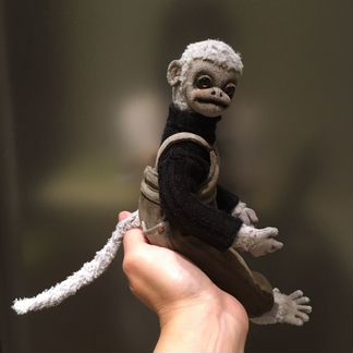 Обезьяна ручной работы