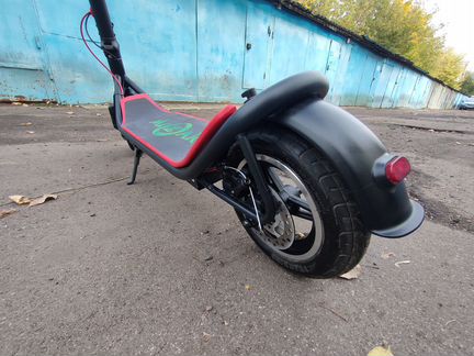 Kugoo G-booster и Mizar электросамокаты