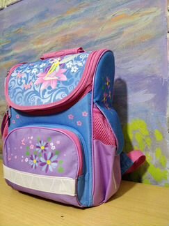 Ранец школьный в отличном состоянии