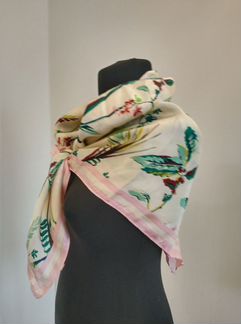 Платок Laura Ashley