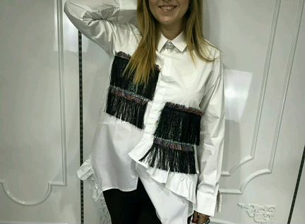 Рубашка белая с декором, в стиле Chanel