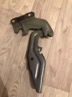 Петля капота лансер 10 левая