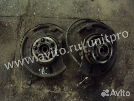 Кулак задний Mercedes e-class cls w211 w219