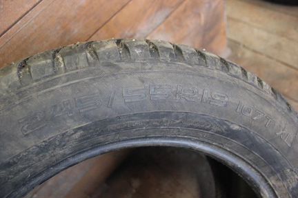 Шины бу 245-55-19 Nokian Hakkapeliitta 8 SUV