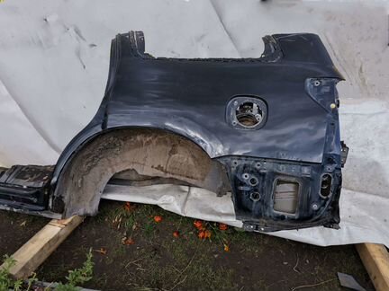 Четверть кузова крыло Toyota Sequoia 2008-2017