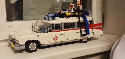 Lego Охотники за привидениями. Ecto 1