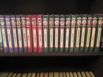 Продаю книги